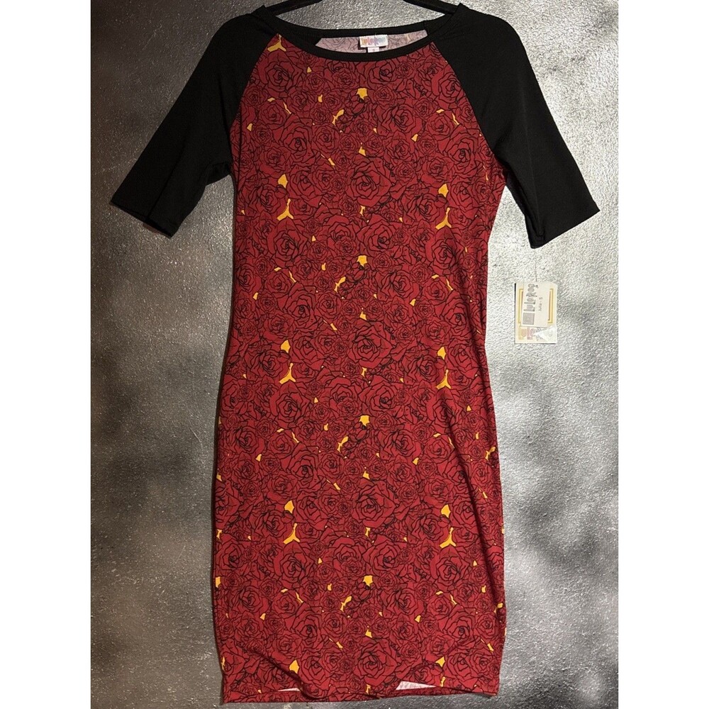 LuLaRoe Dress S Black Sleeves Red Roses Teacher Fashion Halloween Color Palette